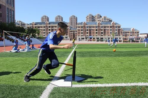 开云体育官方网站：太湖边小玫瑰绽放 中青赛公益行浦玮走进苏州香山实验小学